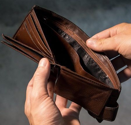 Geldbörsen auf Diät: Massive Mehrbelastungen für Verbraucher im Jahr 2024