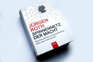 Jürgen Roth: Spinnennetz der Macht. Foto: Ralf Julke