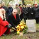 Einweihung des Grabsteins für Carl Friedrich Wilhelm Wagner mit Ursula Oehme und Thomas Krakow. Foto: Ralf Julke