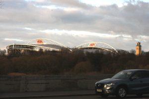 Weithin sichtbare Zeichen am Zentralstadion in Leipzig. Foto: L-IZ.de