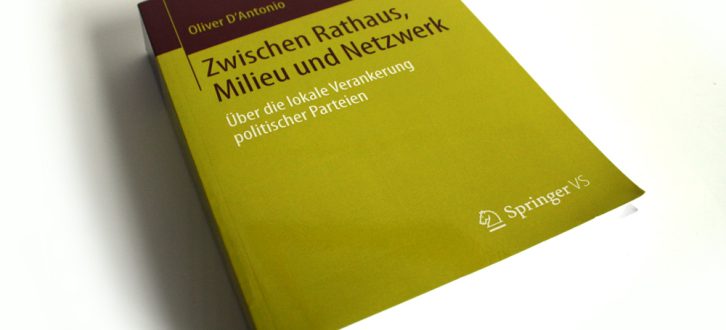 Oliver D'Antonio: Zwischen Rathaus, Milieu und Netzwerk. Foto: Ralf Julke