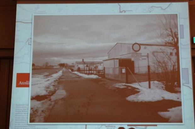 Wohnsituation im Asylbewerberheim. Informationsveranstaltung zur Situation der Asylsuchenden im Landkreis Leipzig. Foto: Patrick Kulow