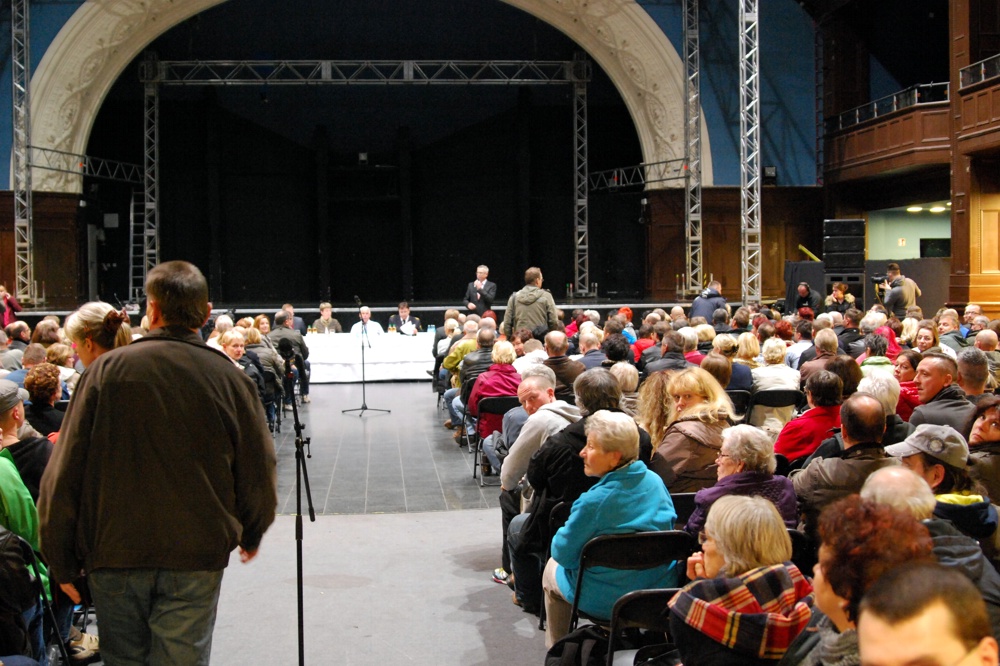Bürgerversammlung am 17. November 2014 zu Erstaufnahmeeinrichtung in Wiederitzsch Foto: L-IZ.de