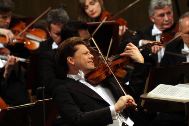 Geigen-Virtuose Julian Rachlin verzückte das Publikum. Foto: Alexander Böhm