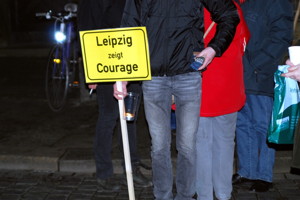 Leipzig zeigte bereits dreimal Courage wegen des Hasses und der Menschenfeindlichkeit, welche von Legida ausgeht. Immer waren die Gegenproteste um ein Vielfaches größer als die jeweiligen Legida-Aufmärsche. Foto: L-IZ.de