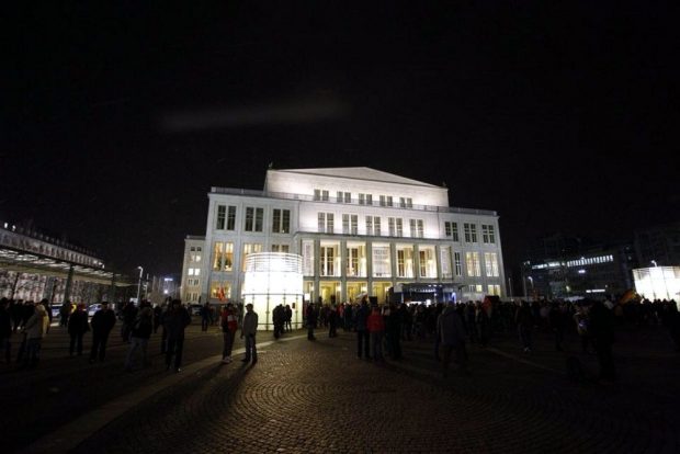 Der mit rund 1.500 Teilnehmern kleinste Aufmarsch von Legida am 30. Januar 2015 in Leipzig. Foto: Marcus Fischer