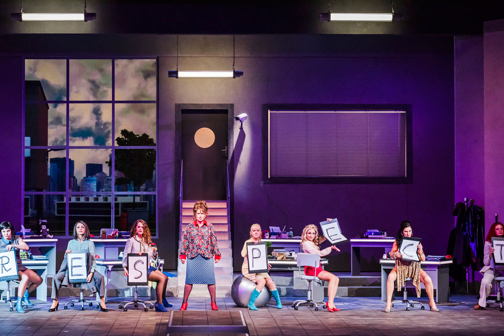 Sekretärinnen: Heike Fischer, Angela Mehling, Nora Lentner, Sabine Töpfer, Anne-Kathrin Fischer, Verena Barth-Jurca, Claudia Schütze & Carolin Masur. Foto: Kirsten Nijhof