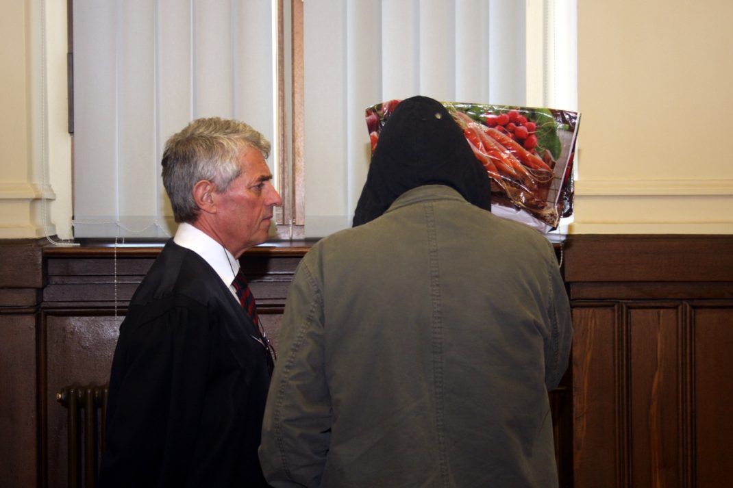 Rechtanwalt Stephan Bonell und sein Mandant Thomas M. Foto: Alexander Böhm