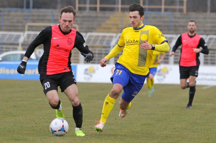 08 - Gianluca Marzullo (re.) vs. Oliver Merkel. Foto: Jan Kaefer