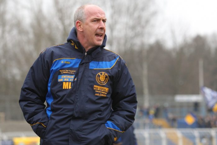 Mario Basler ist emotional voll dabei bei Lok. Nun denkt er über einen Ausstieg nach. So oder so, der Platzsturm wird Konsequenzen haben. Foto: Jan Kaefer (Archiv)