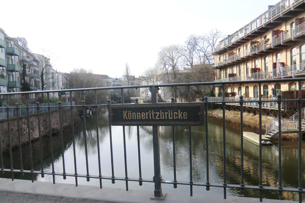Beliebter Wohnort am Wasser: Könneritzbrücke zwischen Plagwitz und Schleußig. Foto: Marko Hofmann