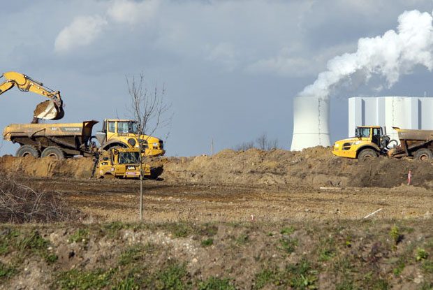 Devastierung durch Kohle-Aubbau. Foto: Matthias Weidemann