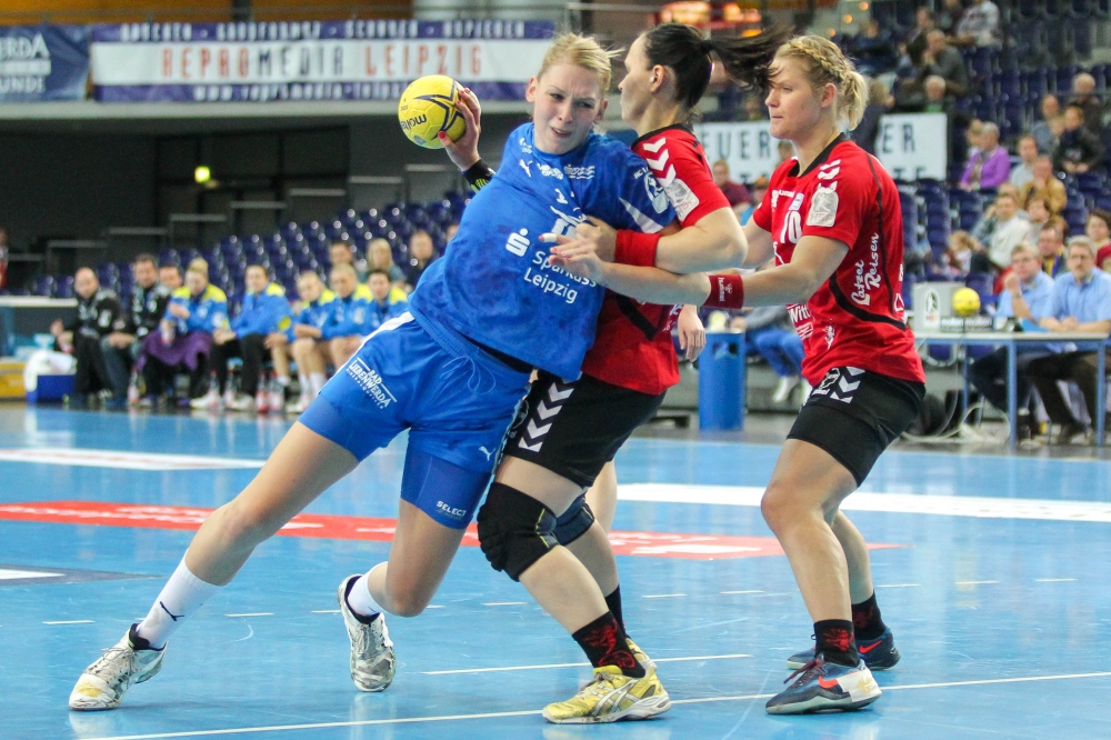 Im letzten Heimspiel gegen Leverkusen (Foto) musste sich der HC Leipzig mit 26:27 geschlagen geben. Foto: Jan Kaefer (Archiv)