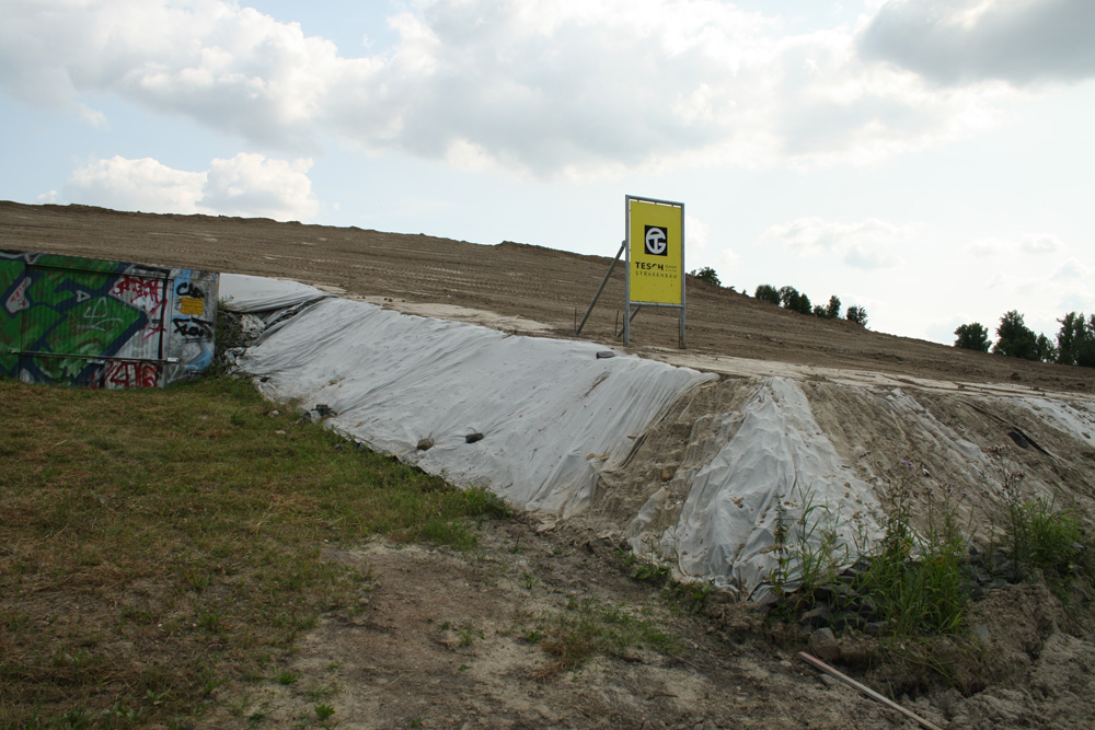 Sicherung der Deponie Leinestraße. Foto: Ralf Julke