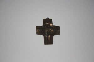 Kreuz mit Osterlamm Foto: Ernst-Ulrich Kneitschel