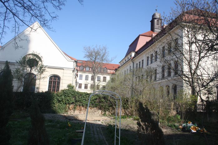 Am Philippus-Projekt beteiligt: die Helmholtzschule direkt nebenan. Foto: Ernst-Ulrich Kneitschel