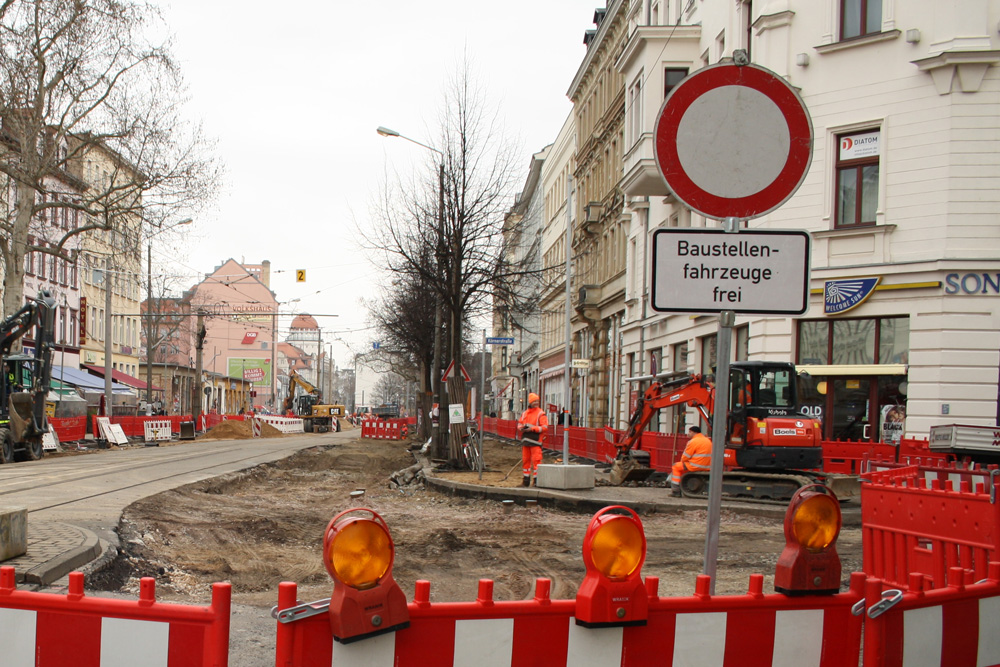 In diesem Teil der Karli wird um jeden Zentimeter Fußweg gerungen. Foto: Ralf Julke
