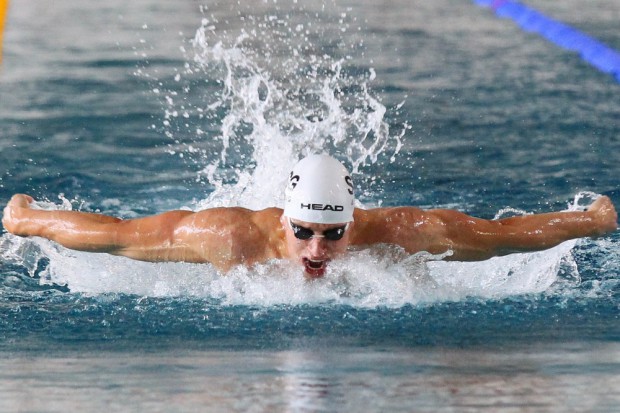 Tobias Horn (SSG Leipzig) gewinnt die 200 Meter Schmetterling - einer von sieben Titeln. Foto: Jan Kaefer