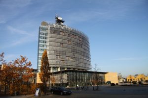 Hochhaus der MDR-Zentrale in Leipzig. Foto: Matthias Weidemann