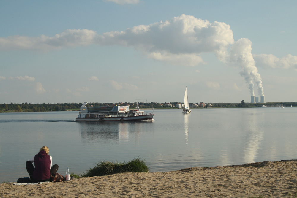 Die MS Cospuden unterwegs auf dem Cospudener See. Foto: Ralf Julke