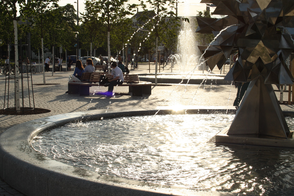 Brunnen auf dem Richard-Wagner-Platz. Foto: Ralf Julke