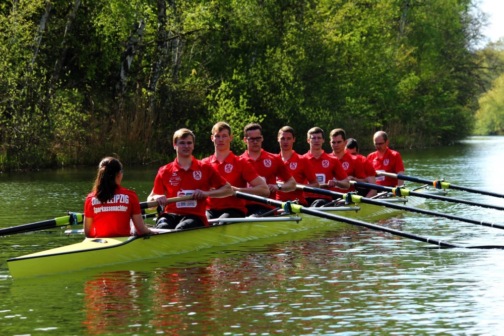 Jetzt hat auch Leipzig einen Ruder-Achter: Das DHfK-Team nimmt "Chronos" in Betrieb. Foto: Roman Friedrich/ SINNergy