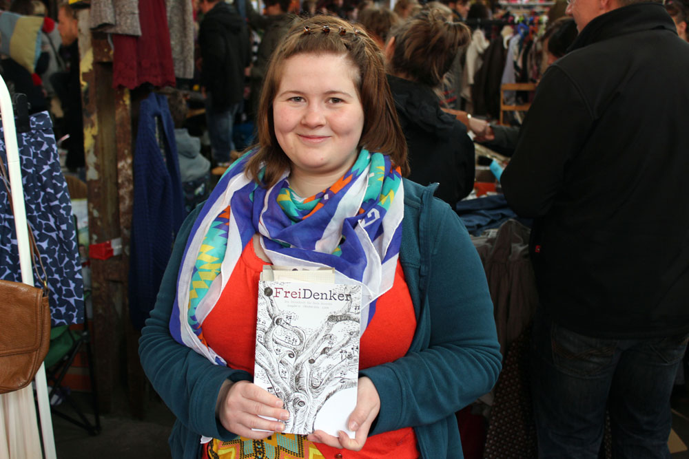 Lea-Louisa Kolodzie: Mittlerweile bekommen wir Texte aus ganz Deutschland und haben im FreiDenker schon über 100 verschiedenen Autoren die Möglichkeit gegeben, ihre Werke zu präsentieren. Foto: Volly Tanner