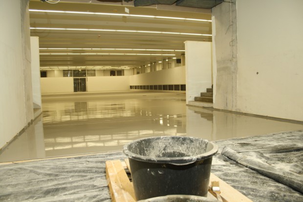 Die neu entstandene Ausstellungshalle direkt unter dem Großen Saal. Foto: Ralf Julke