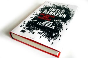 Joris Luyendijk: Unter Bankern. Foto: Ralf Julke