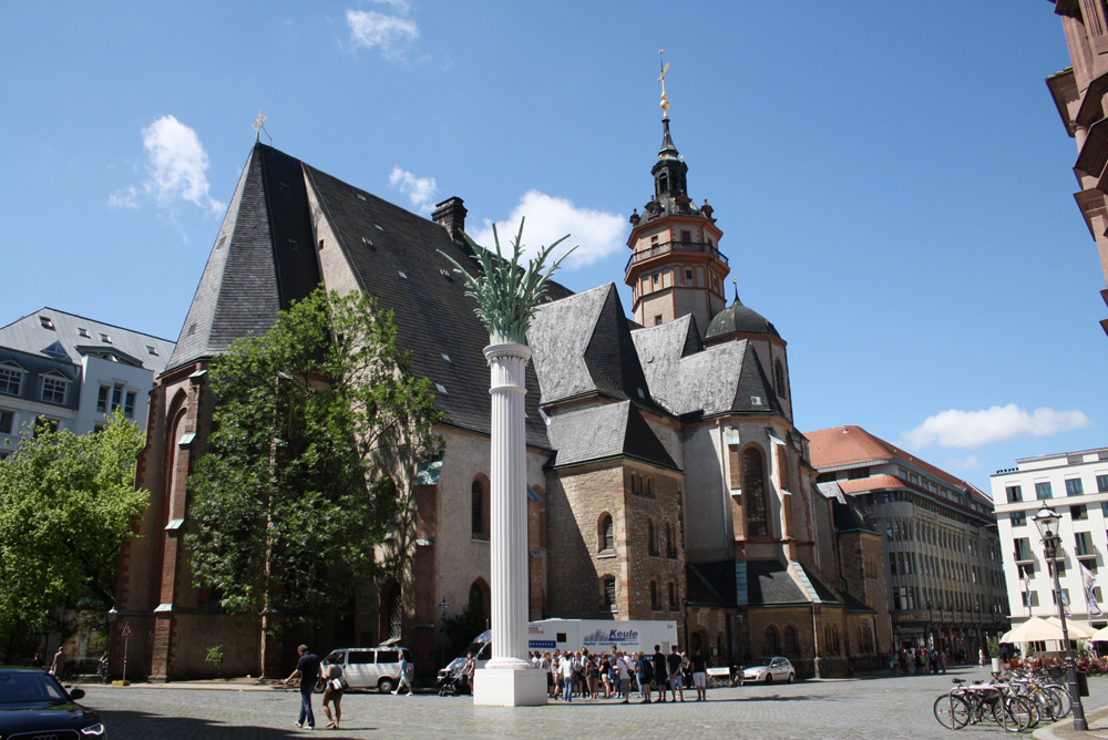 Seit 1176 mehrfach umgebaut: die Nikolaikirche auf dem Nikolaikirchhof. Foto: Ralf Julke