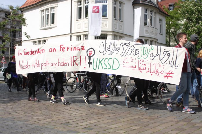 Transparent der Union Kurdischer Studierender in Syrien und Deutschland. Foto: Alexander Böhm