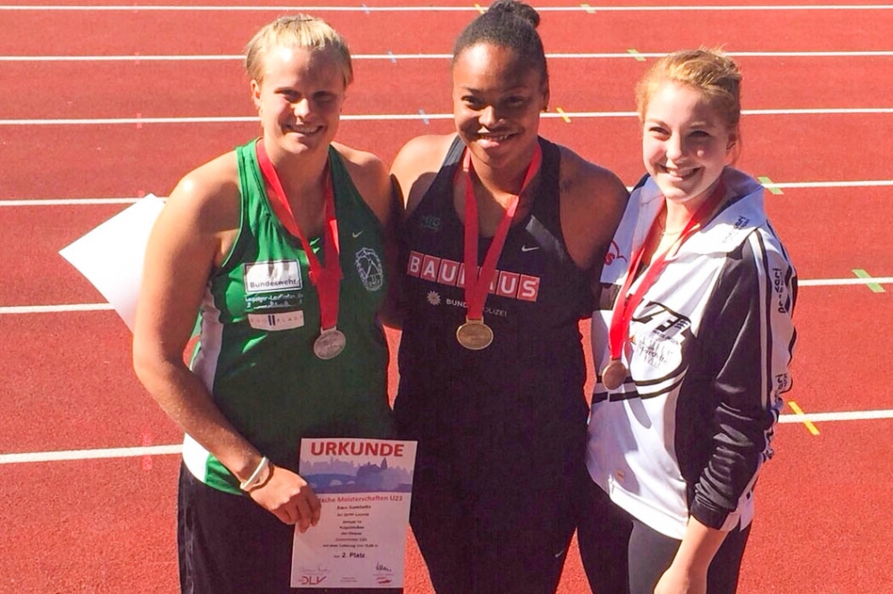 Silbermedaillen-Gewinnerin Sara Gambette (li.) mit Siegerin Shanice Craft (mi.) und der Dritten Alina Kenzel. Foto: Sara Gambetta/ DHfK