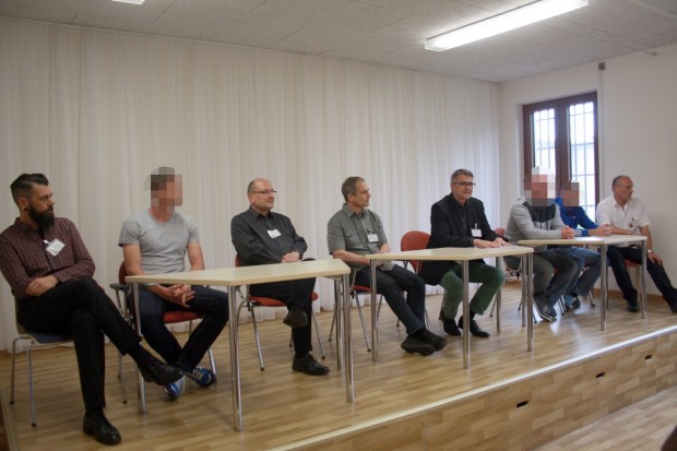 Podium mit Betreuern und Patienten. Foto: Alexander Böhm