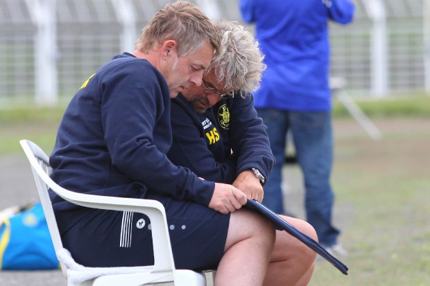 Die Lok-Trainer Rüdiger Hoppe (li.) und Heiko Scholz. Foto: Jan Kaefer