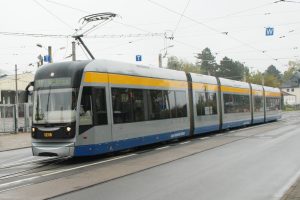 Straßenbahnlinie 11 in Dölitz: Vielleicht doch mal bis zum Markkleeberger See? Foto: Ralf Julke