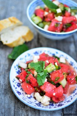 Melonensalat mit Minze und Gurke. Foto: Maike Klose
