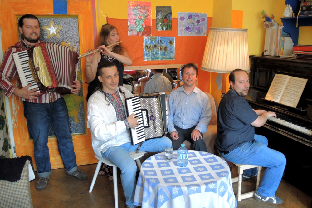 Probe für die Nacht der Hausmusik bei Familie Kiszka-Meyer. Foto: Werner Schneider