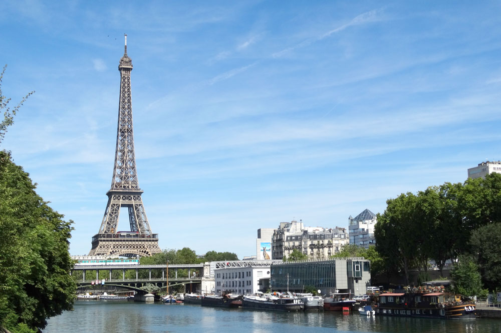 Der Pariser Eiffelturm - weltweit bekanntes Wahrzeichen der Seine-Metropole. Foto: Patrick Kulow