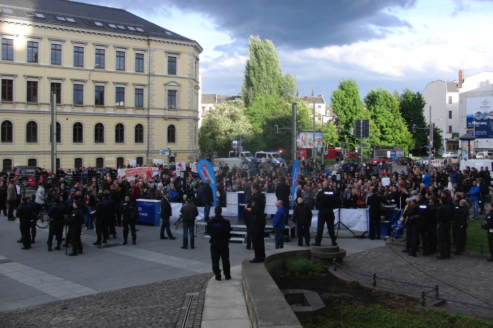 Die AfD am 9. Mai 2015 in Leipzig auf dem Simsonplatz. Foto: René Loch