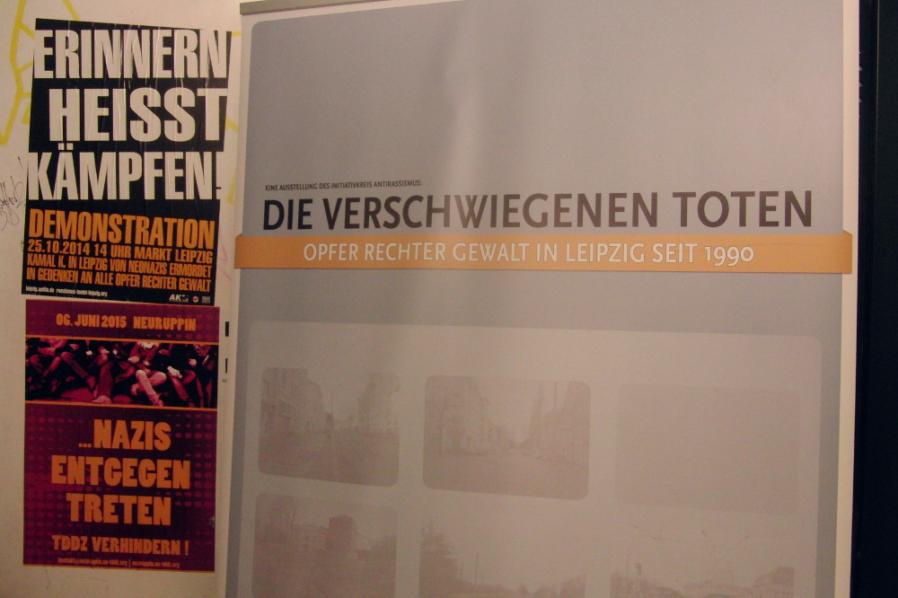 Die Ausstellung "Die verschwiegenen Toten" dokumentiert Fälle mit rassistischen, homophoben oder sozialdarwinistischen Tatmotiven. Foto: René Loch