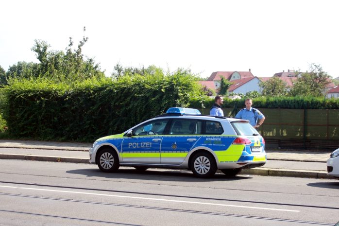Polizei hielt sich mit Beamten zurück. Foto: Alexander Böhm