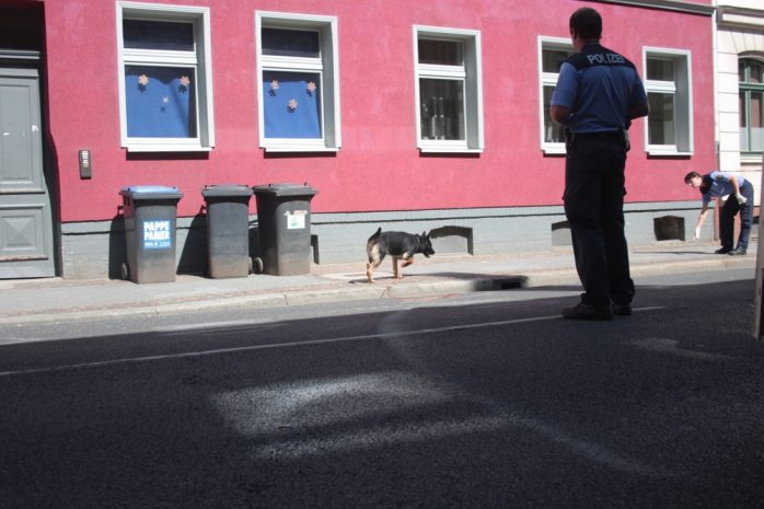 Spurensuchhunde wurden eingesetzt. Foto: Alexander Böhm