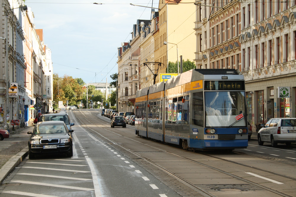Was bedeutet der Verlust der Straßenbahn eigentlich für die Wolfgang-Heinze-Straße? Foto: Ralf Julke