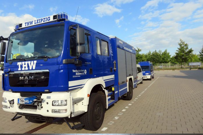 Das technische Hilfswerk rückt an. Foto: Matthias Weidemann