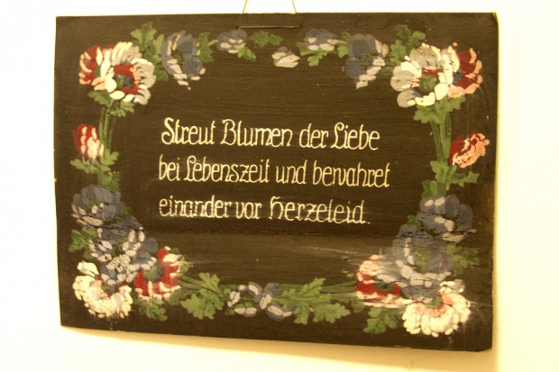 Detail aus der kleinen Heimatsammlung. Foto: Karsten Pietsch