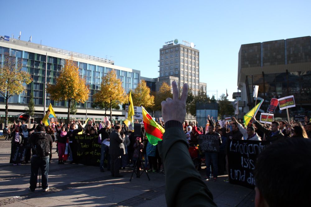 2015: Demonstranten forderten Frieden in der Türkei. Foto: Alexander Böhm
