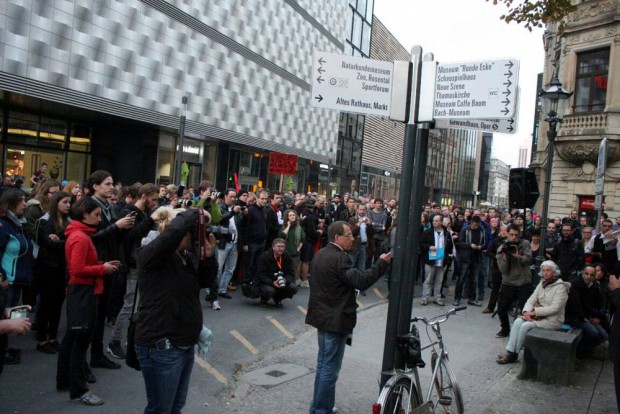 Nach der Umbenennung am Wagnerplatz: Der neue Refugees Welcome Platz in Leipzig. Foto: L-IZ.de