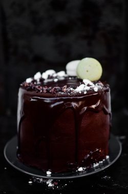 Eine Schokoladentorte, die glücklich macht. Foto: Maike Klose