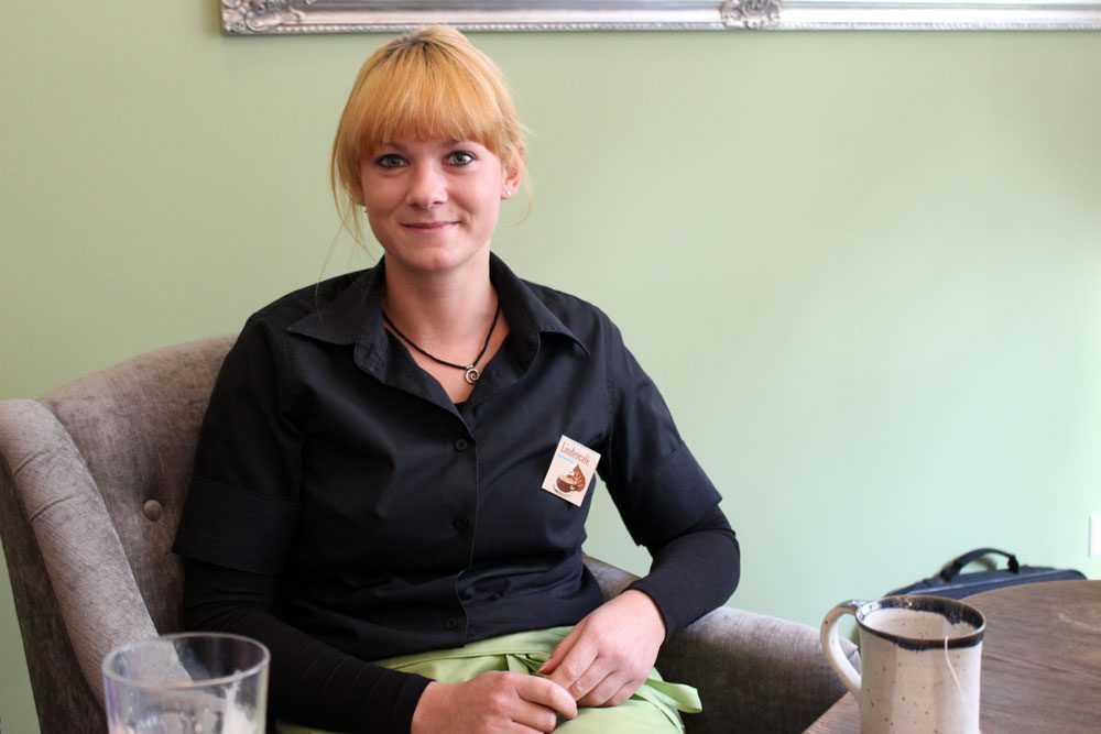 Die Chefin vom Lindencafé, Steffi Hennings. Foto: Volly Tanner