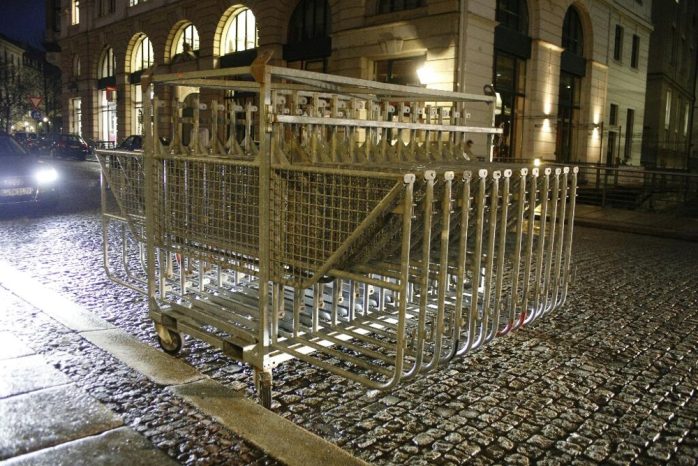 16:55 Uhr: Gewohnte Bilder an Otto-Schill-Straße. Foto: L-IZ.de